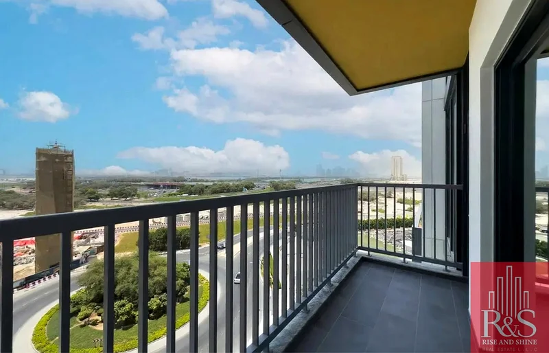 Amazing view | 1ST USER |4-6 Cheques63758747461633110