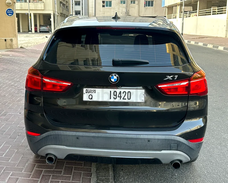 BMW X1 FULL SERVICE HISTORY MODEL 2017 GCC SPEC IN EXECLLENT CONDITION63406212642562114
