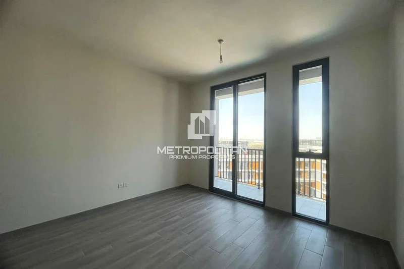 ستوديو واسع | جديد بالكامل | طابق متوسط64030620296963114