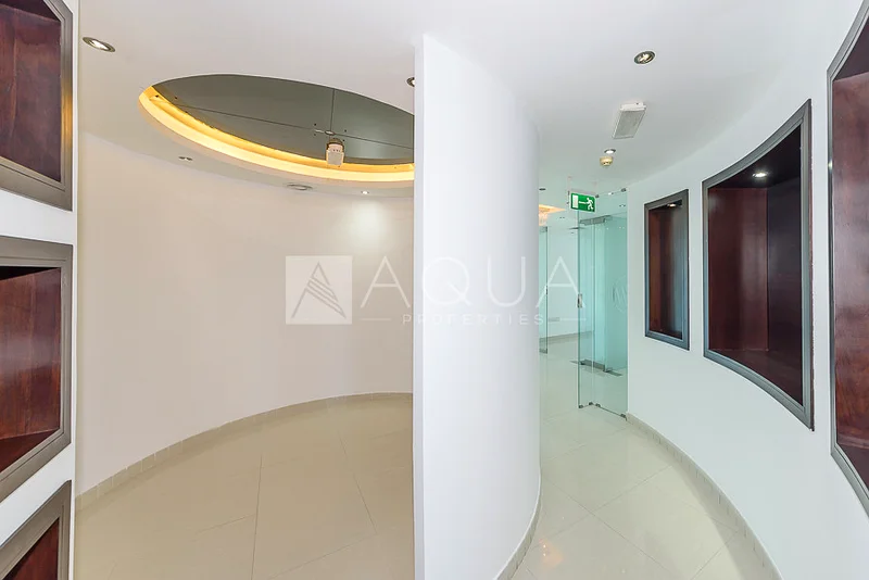 Prestigious Office | Lake Central | Lake View63618603535875114