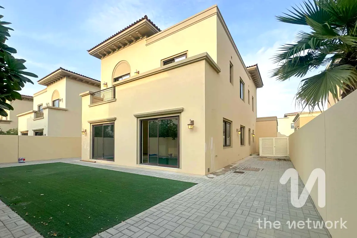 Vacant | Spacious Layout | Well-Maintained