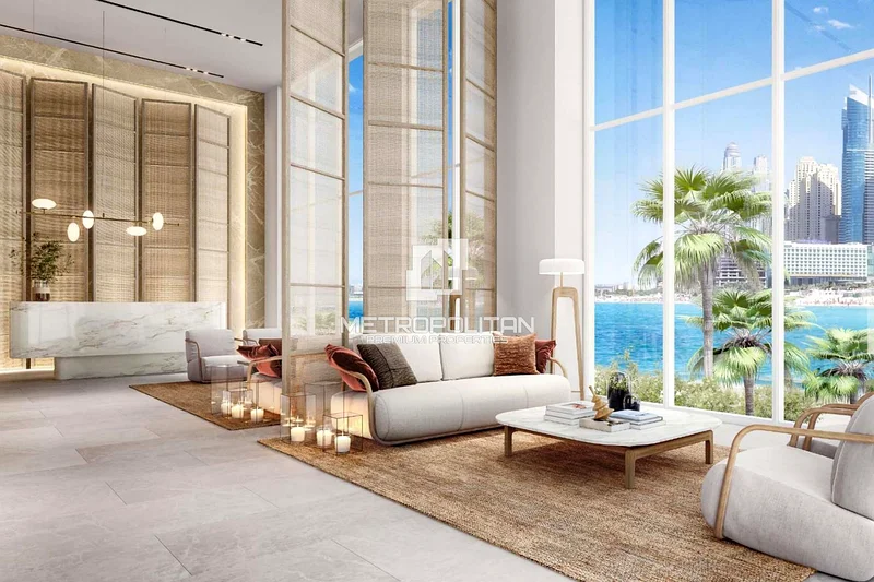 4 غرف نوم بالإضافة إلى غرفة خادمة | طابق عالٍ | إطلالة على النخيل63923769012098112