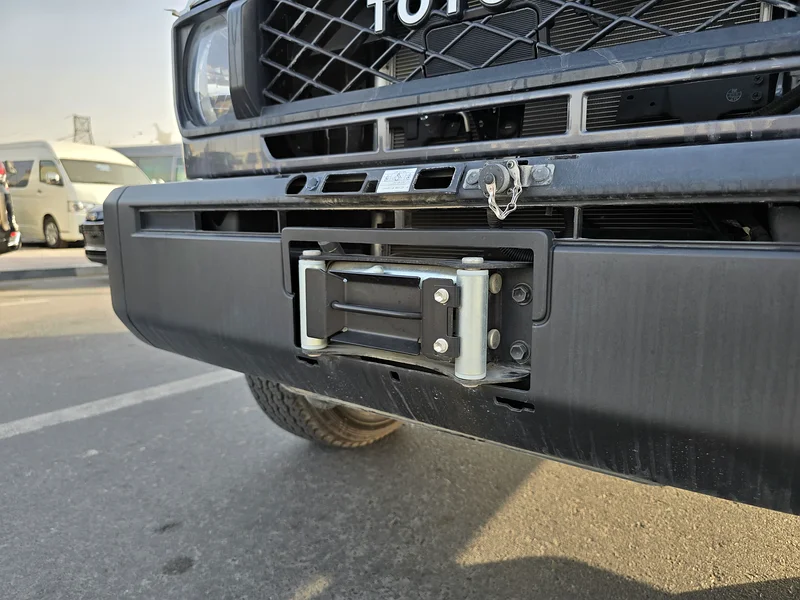 2024 تويوتا VDJ76 4.5 لتر V8 ديزل يدوي كامل الخيارات63158342428547114