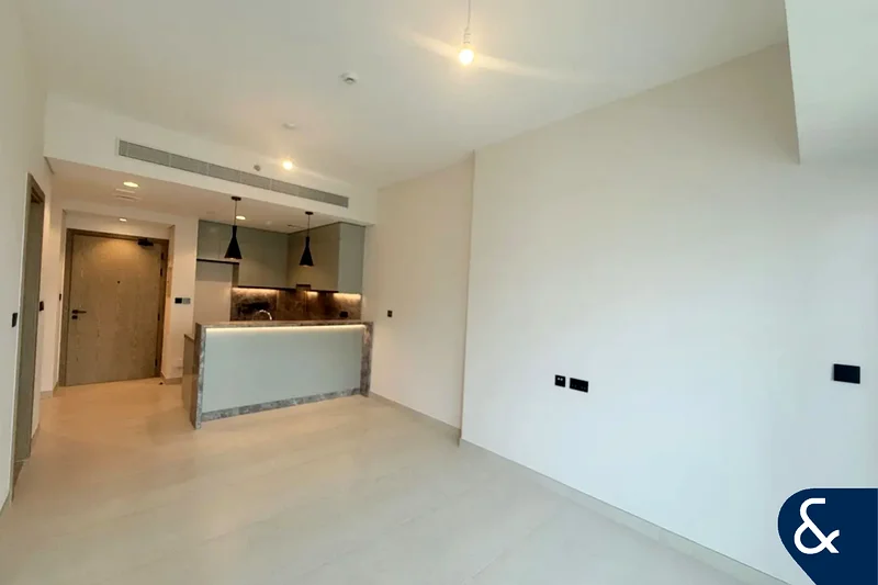 جاهز للسكن | جديد بالكامل | غير مفروش63494772073473111