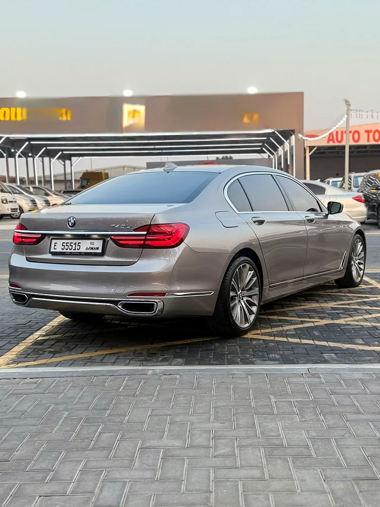 740Li-GCC-fulloption- 2000 aed monthly with 0 downpayment63411931335553111