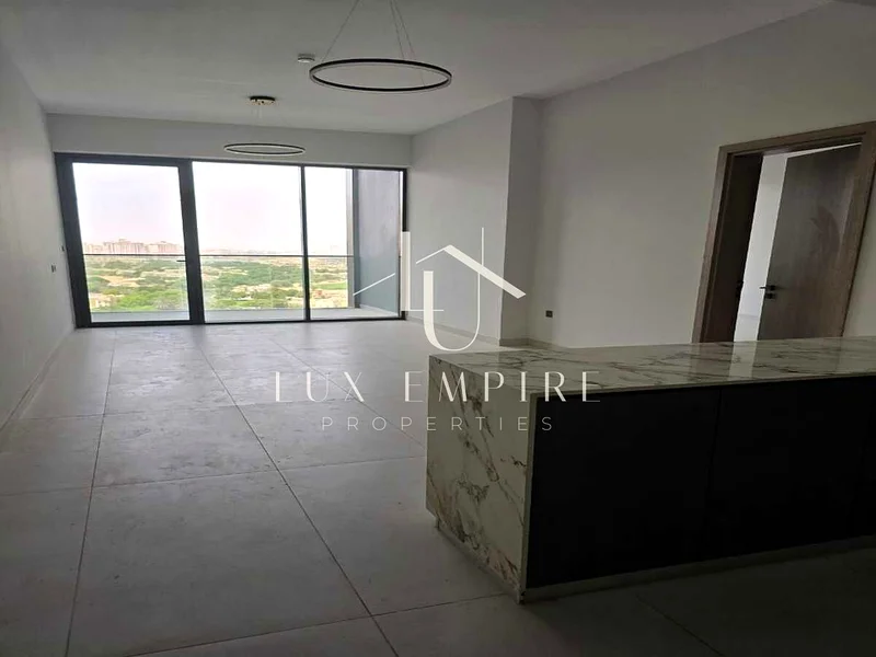 Spacious | Golf View | High Floor | W/ Store Room63734917138691111