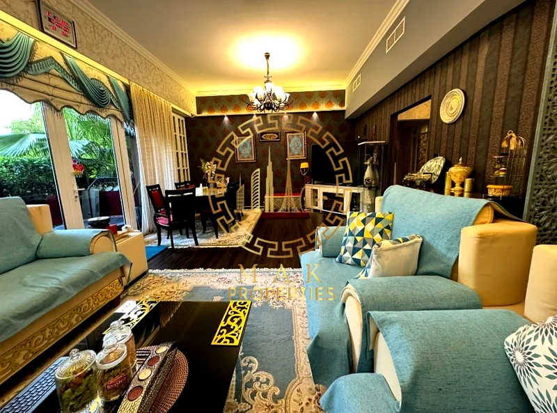 Upgraded & Furnished 2BHK | Generous Space | Private Garden | Great Investment Opportunity63921940128003113