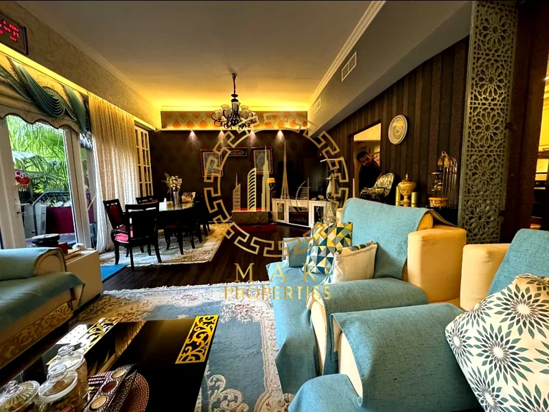Upgraded & Furnished 2BHK | Generous Space | Private Garden | Great Investment Opportunity63921940128003111