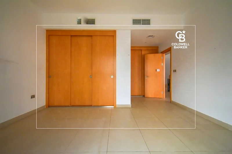 بائع متحمس | موقع متميز | شاغر64006801841027114