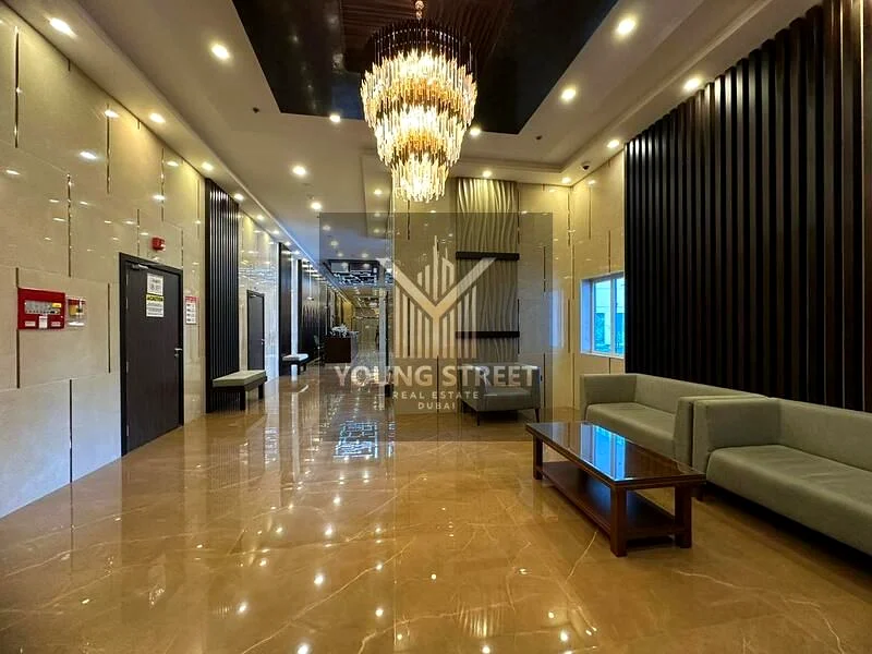 TURNKEY LIVING / NO BILLS / NO WORRIES / JUST MOVE IN / NO COMMISSION63765872110594110