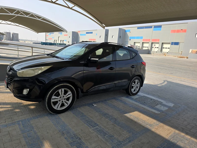 HYUNDAI TUCSON 201263407353670658114