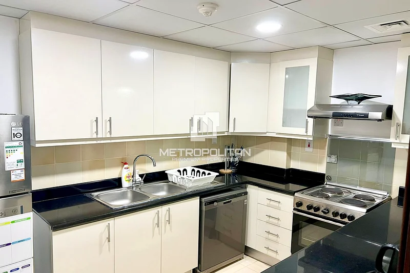 Fully Upgraded I Beach Access | Upgraded63937052164994113