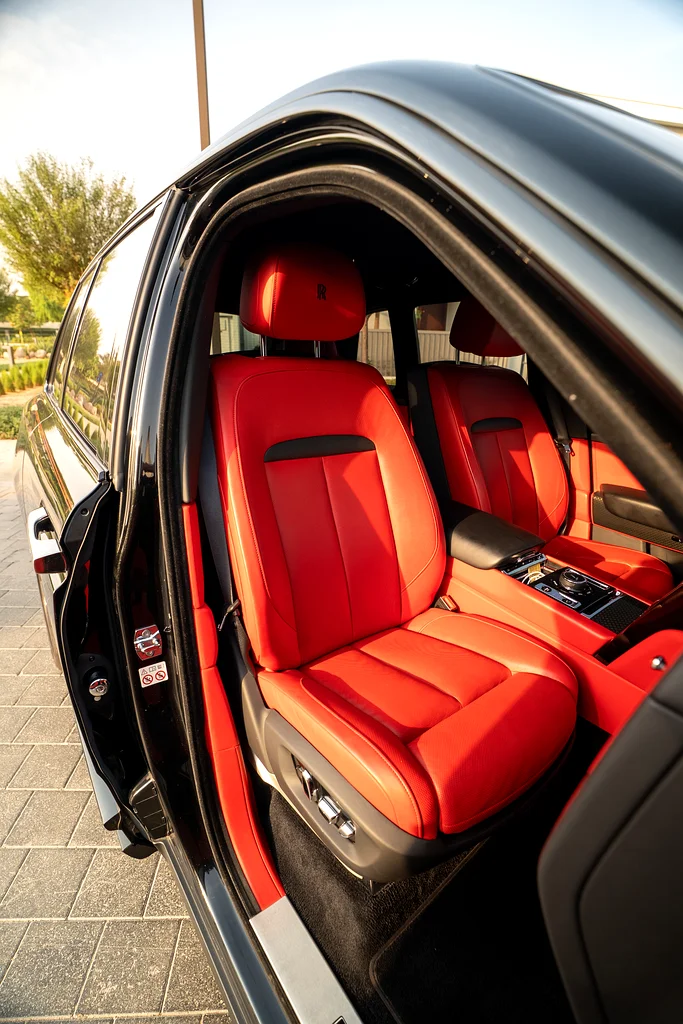 Cullinan Original BlackBadge | 2023 | GCC | Warranty and Service till 160k km | VIP SEATS|63490405551106111