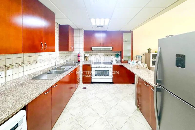 Park View | Exclusive | Spacious and Rare63981896462851112