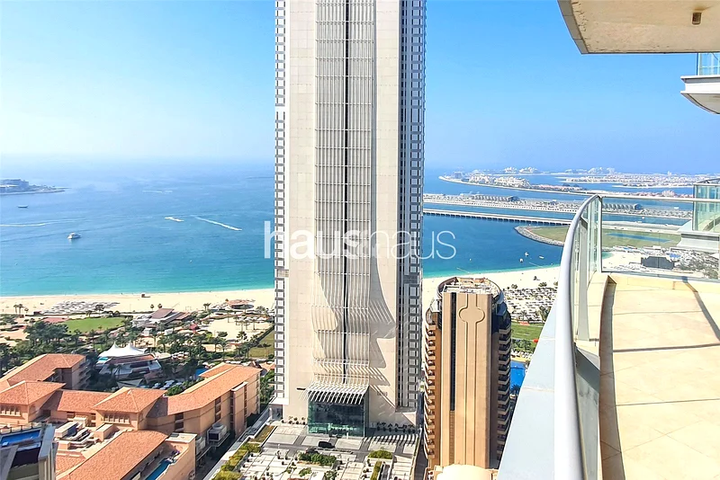 Stunning Views | Large Layout | Upgraded64036410602497110