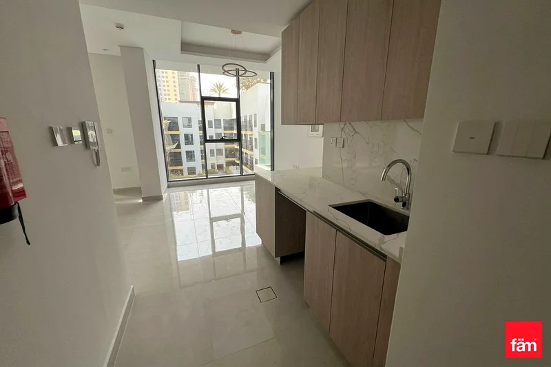 Brand New | Pool View | Opposite Circle Mall63787388641282114