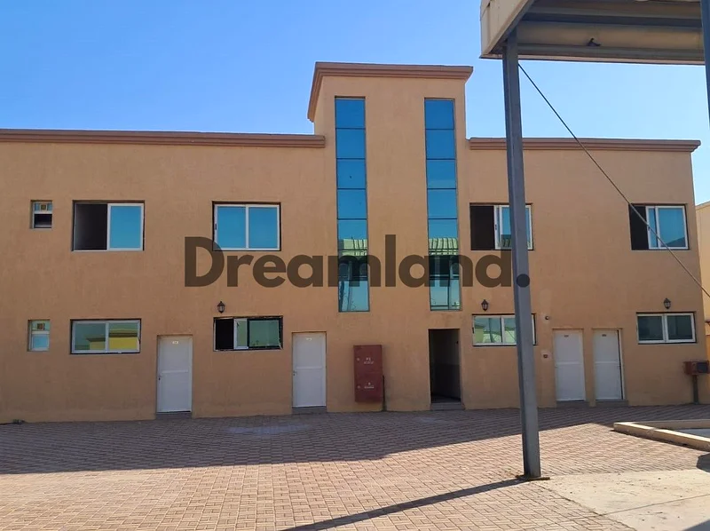 فقط مواطني مجلس التعاون الخليجي | جاهز للانتقال | مبنى مكاتب | شيد مفتوح63819215996546112