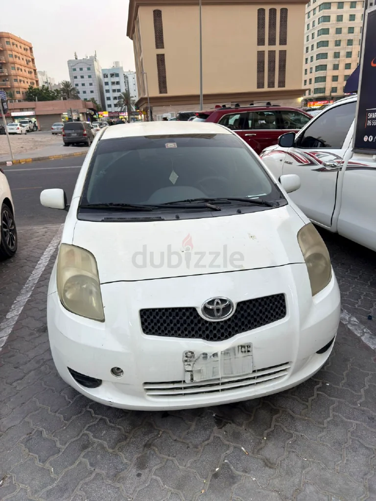 يُباع ياريس63401316022018114
