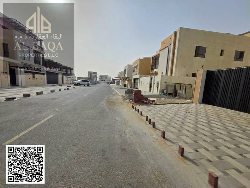 منزل واسع مكون من 6 غرف نوم بمساحة 3600 قدم مربع في موقع متميز في منطقة البحية63884499573379112