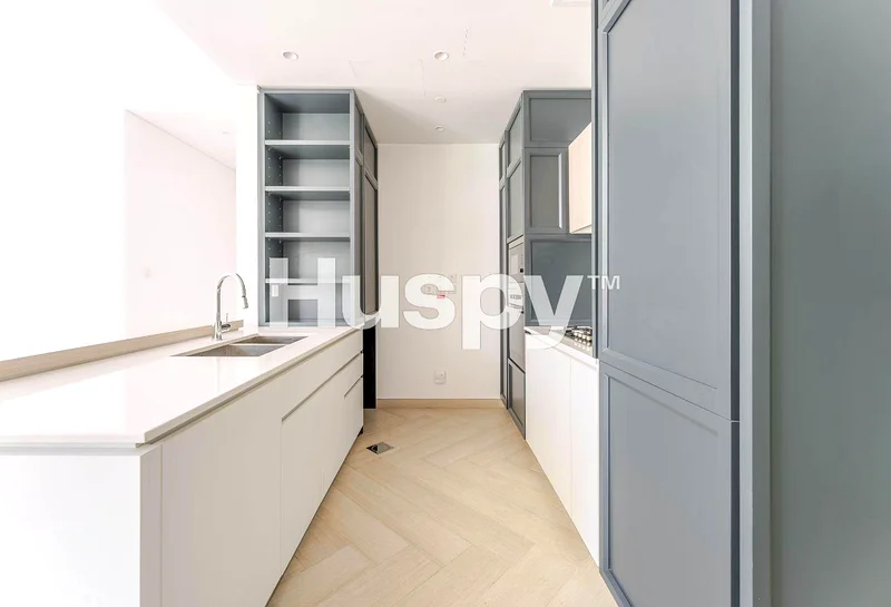 Park View | Corner Unit | Vacant64016046932225114