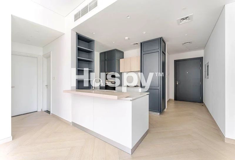 Park View | Corner Unit | Vacant64016046932225111