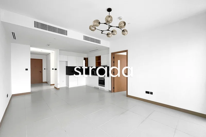 منظر كامل على المارينا | سكن فاخر | طابق عالٍ64040694581635113