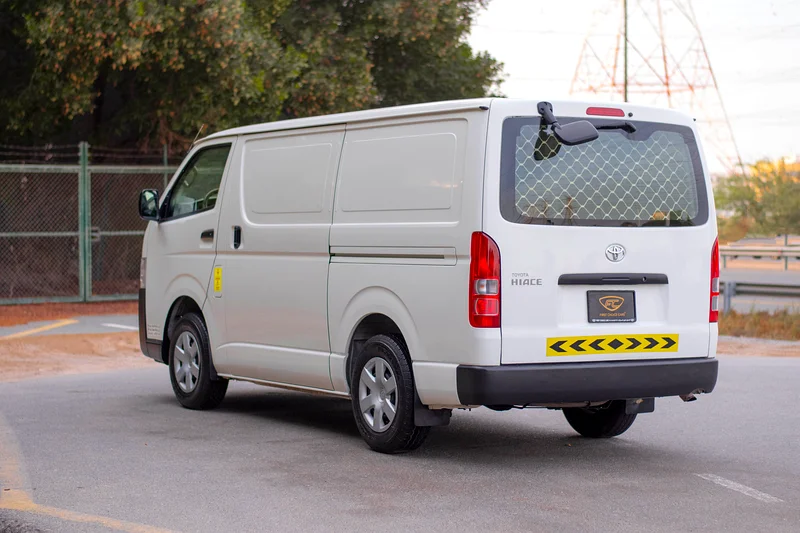 Std-Roof Delivery Van | Manual | GCC Specs | Ref#T2611463401318389250113