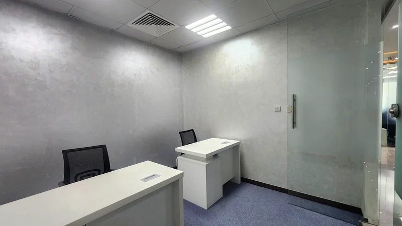 عقود تجارية راقية ومكاتب تجارية مخدومة بالكامل63617754443521112