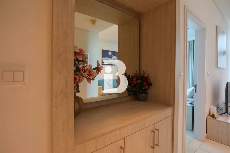LUXURY  | FURNISHED | PRIME LOCATION64008261240321113