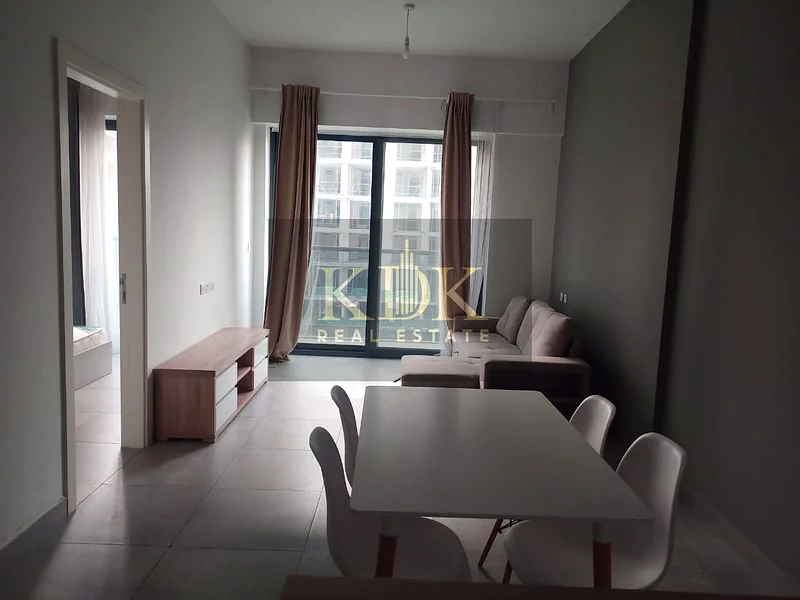 شقة بغرفة نوم واحدة مفروشة بالكامل | مع أفضل وسائل الراحة | إطلالة على الطريق63782418755330111