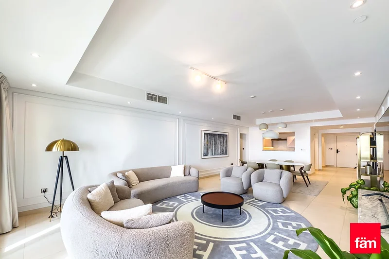 Upgraded | Fully Furnished | Sea View64007911581827112