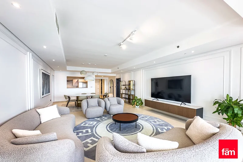 Upgraded | Fully Furnished | Sea View64007911581827111
