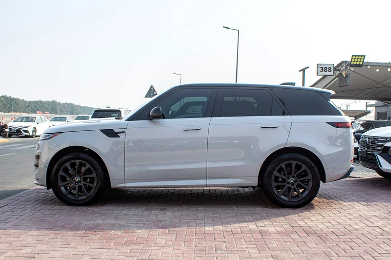 Land Rover Range Rover  Sport  2023 Clean Title, Lush Condition. Luxury Interior and Exterior63489004968066113