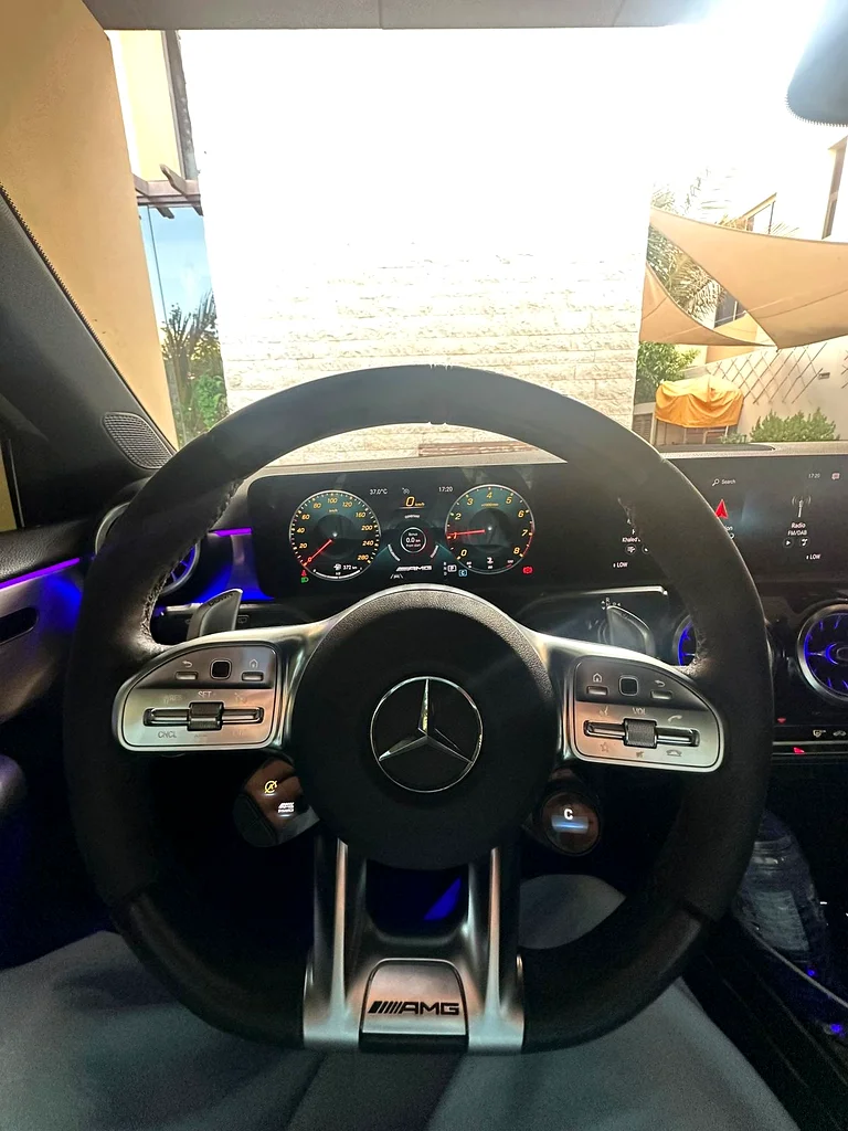 صفقة ساخنة جدًا63403204577922112