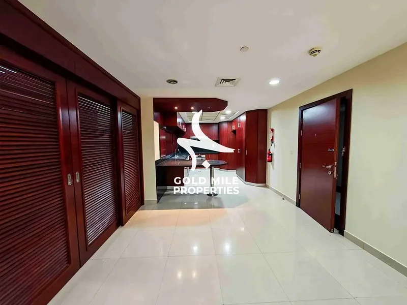 Elegant 3 BHK with Maid's Room ||| Spacious Big Layout ||| Family Building63744426425602112