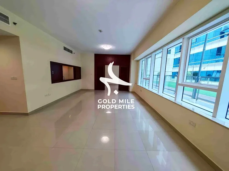 Elegant 3 BHK with Maid's Room ||| Spacious Big Layout ||| Family Building63744426425602111