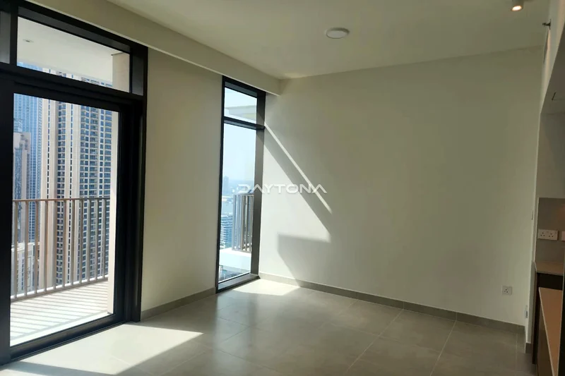 وحدة فاخرة | جديدة تمامًا | الطابق العلوي63760919389826110