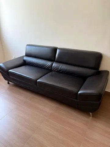 Stylish Black Leather Sofa for Sale