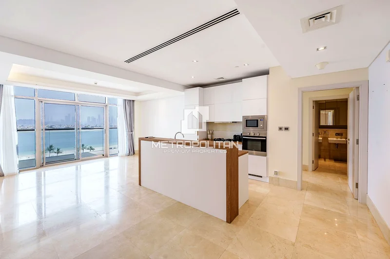 Palm Jumeirah View | High floor | Beach Access64010115352451114
