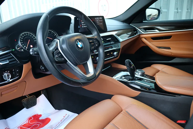 BMW 5-Series 530i Luxury Line Model 2018 - GCC Specifications - Agency Verified63410194697218114