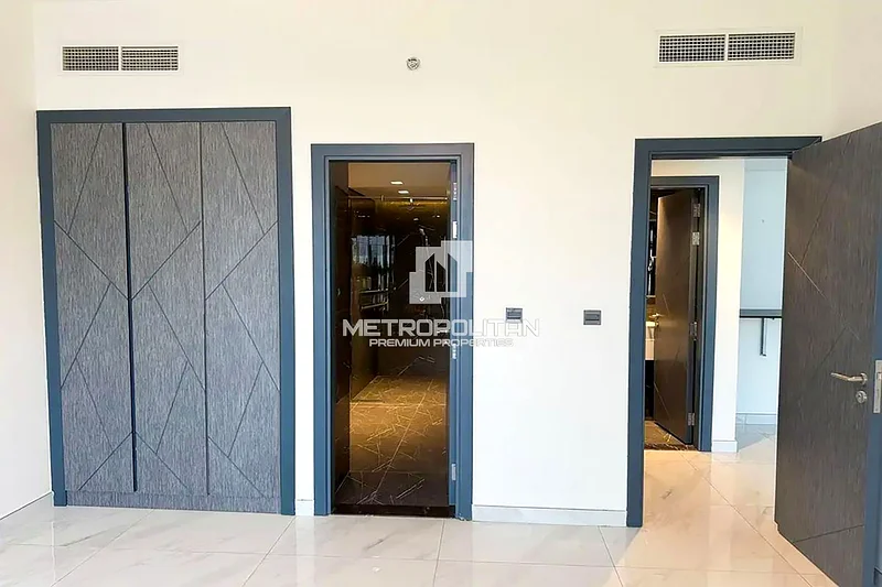 Prime Location | Spacious Size | High ROI63941852030722111