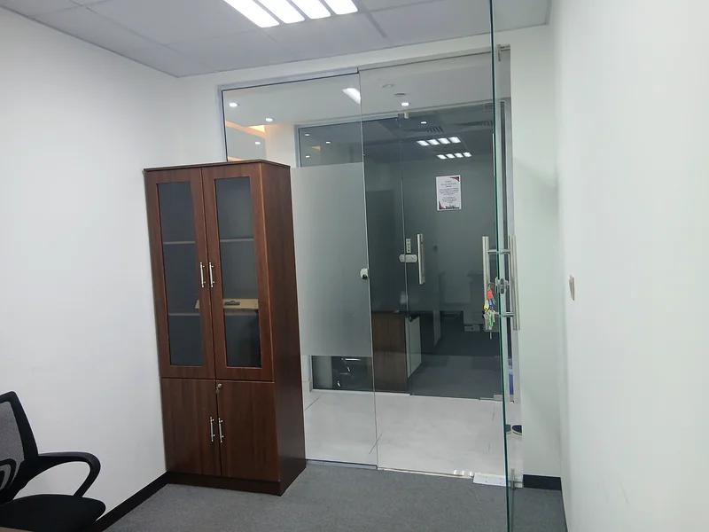 مكتب مميز مخدم بالكامل في البرشا 1 - مع إجازري - حديث63617754450178113