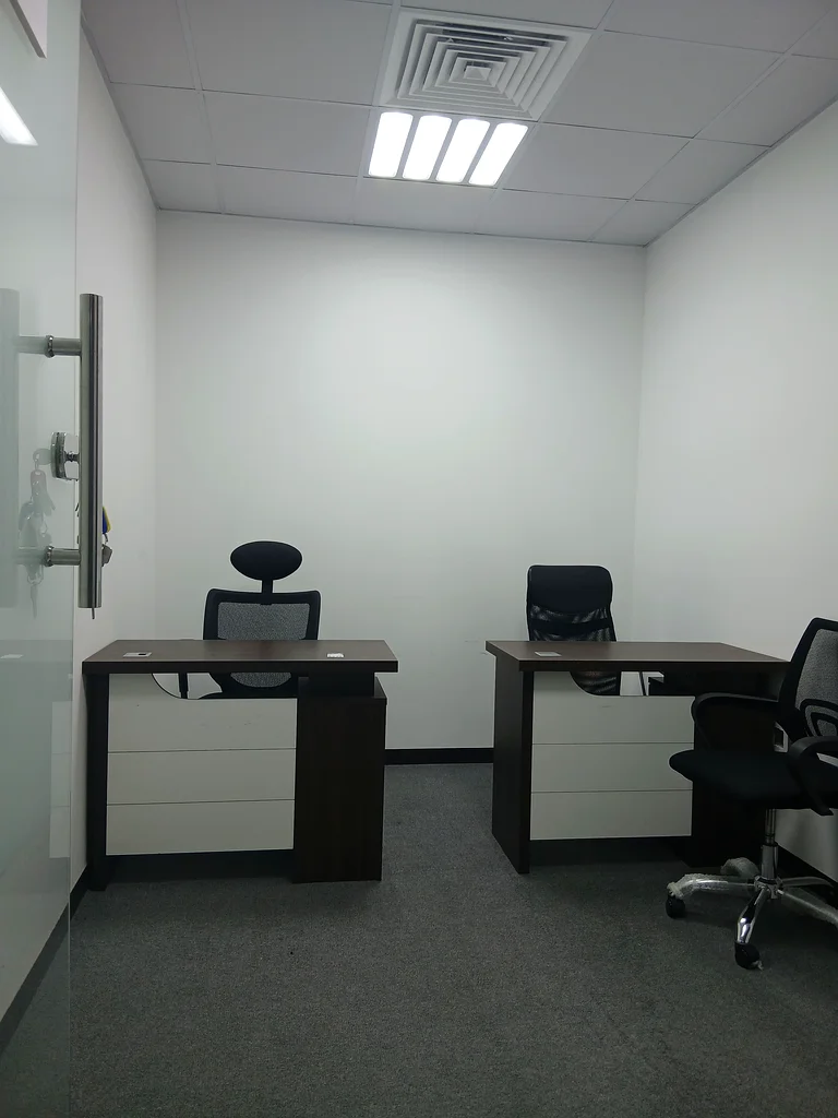 مكتب مميز مخدم بالكامل في البرشا 1 - مع إجازري - حديث63617754450178112