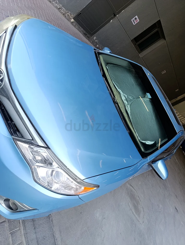 Toyota Camry Hybrid 2012 XLE full options63401309218305112