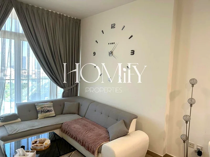 Fully Furnished | Pool View | Ready to Move-in63780243572354111