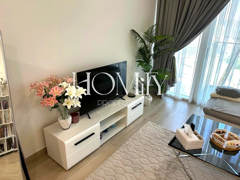 Fully Furnished | Pool View | Ready to Move-in63780243572354112