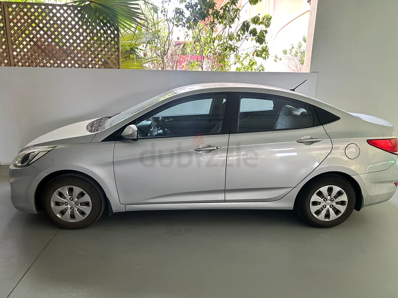 Hyundai Accent 201663406902657665111