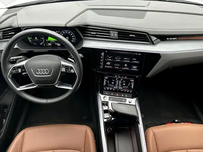 2023 AUDI E-TRON — миниатюра 8
