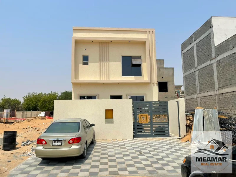 للبيع في منطقة الحيلو 2، تاون هاوس بثلاث غرف رئيسية، متضمنة التسجيل، ملكية حرة لجميع الجنسيات، تمويل بنكي أو نقدي63912903640962111
