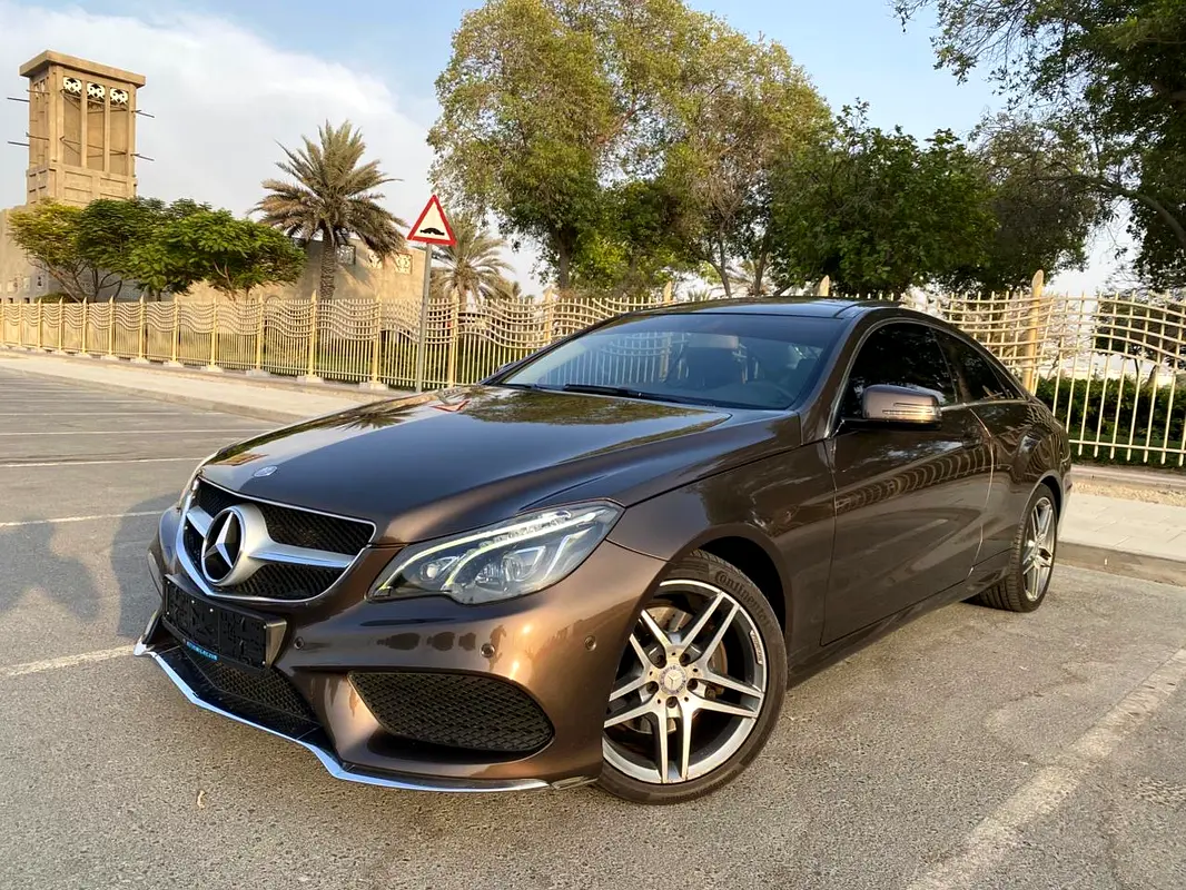 Mercedes-Benz E-Class 2016 — photo 1 of 15